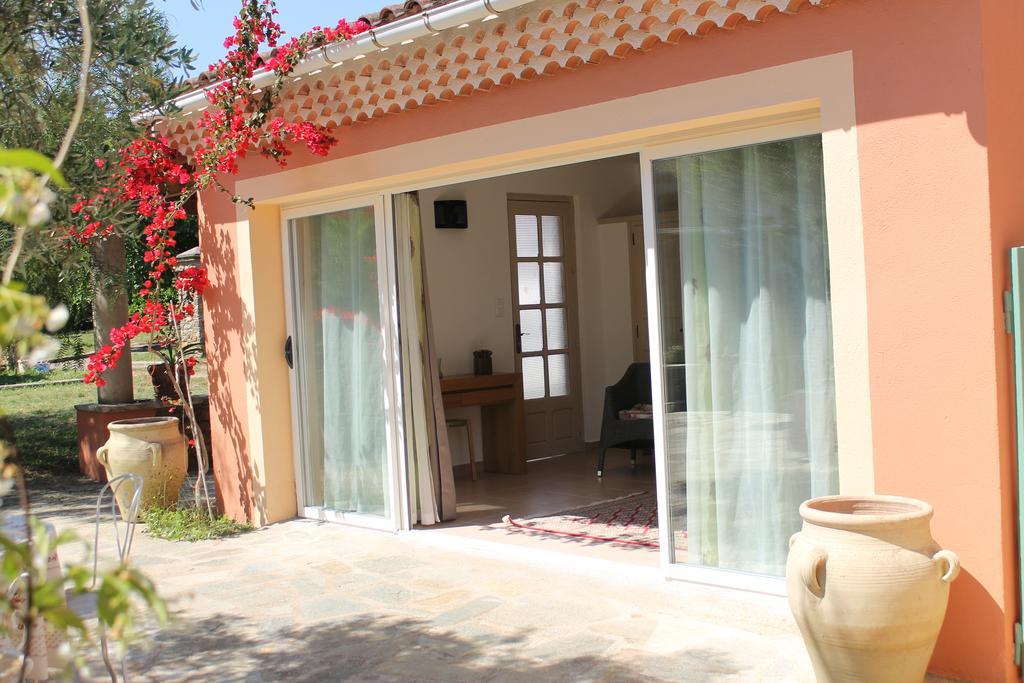 Chambres D'Hotes Le Clos Des Oliviers Sorbo-Ocagnano Cameră foto